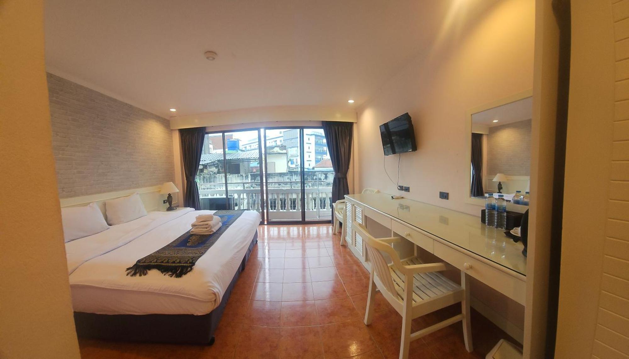 Patong Central Residence And Apartment エクステリア 写真